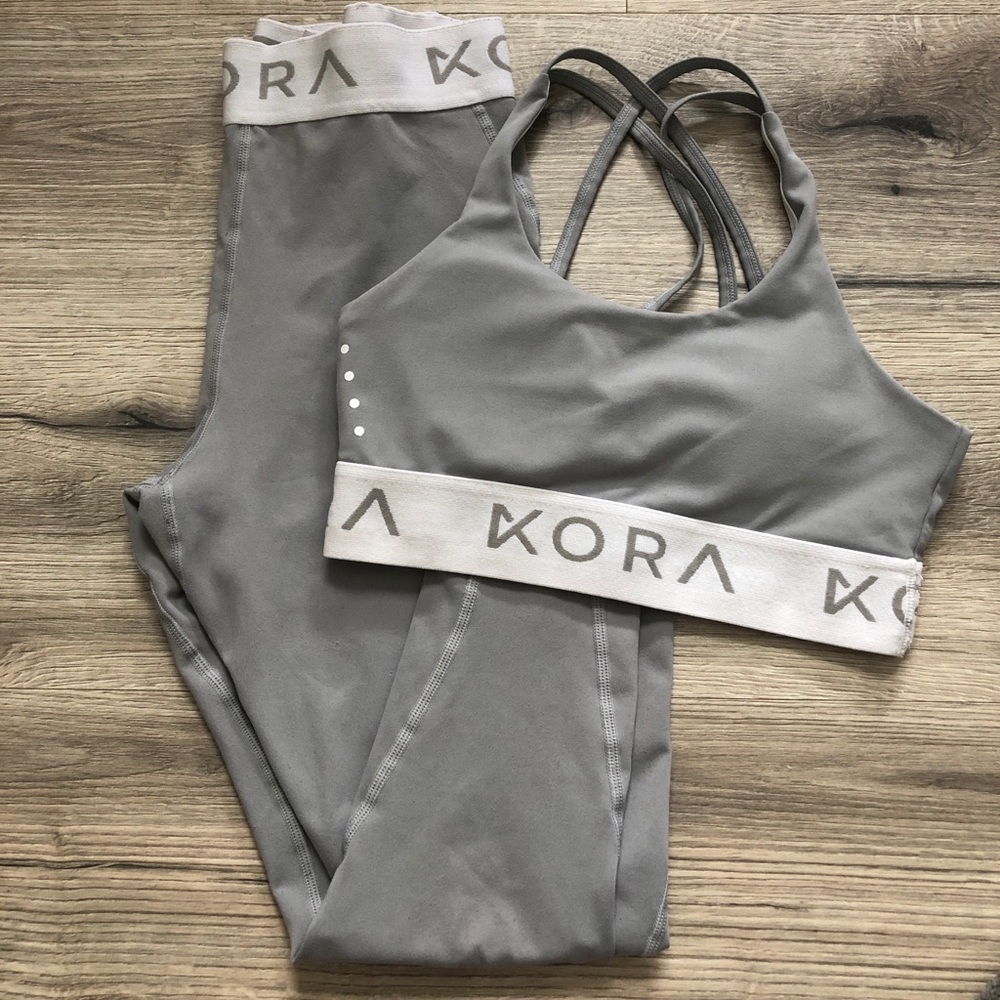 ACTA (KORA) Workout Set in Gray Size Small